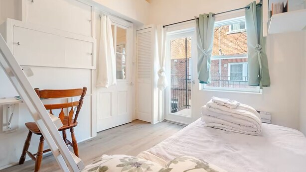 4 chambres, fer et planche à repasser, Wi-Fi, draps fournis