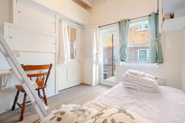 4 chambres, fer et planche à repasser, Wi-Fi, draps fournis