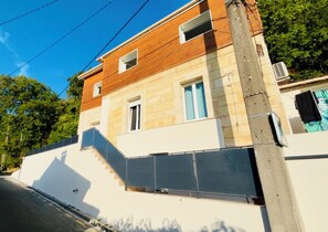 Exterior - Vrbo Property (Cenon)