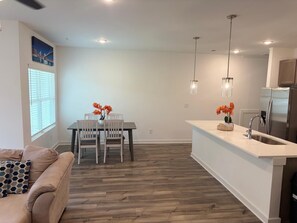 Interior -     Near ATL Airport, Clayton State, & Southlake Mall (Morrow)