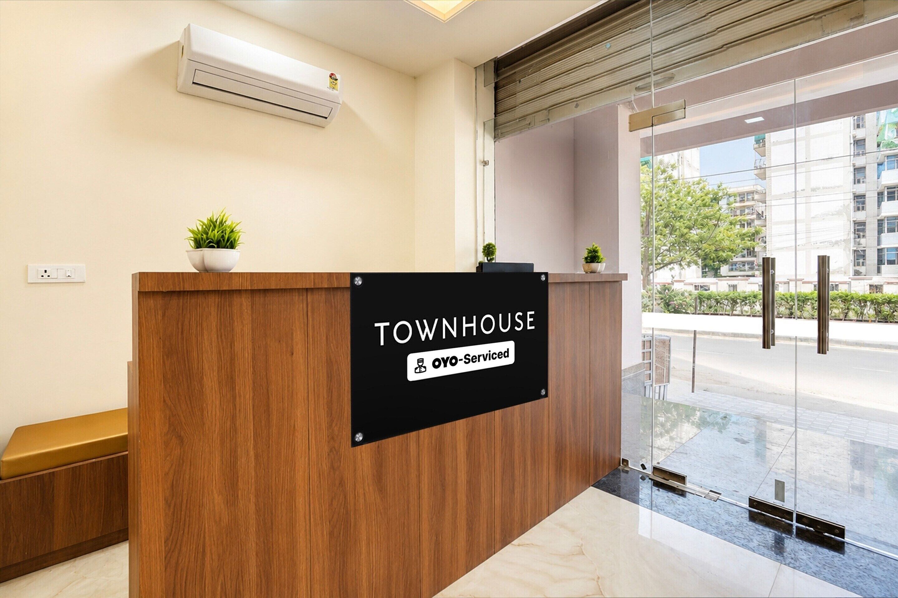 House | Reception