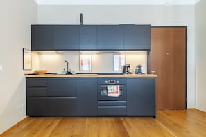 Private kitchen - Vrbo Property (Milano)