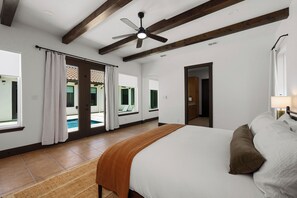 WiFi, bed sheets - La Perla Pool Home with Office (Port Isabel)