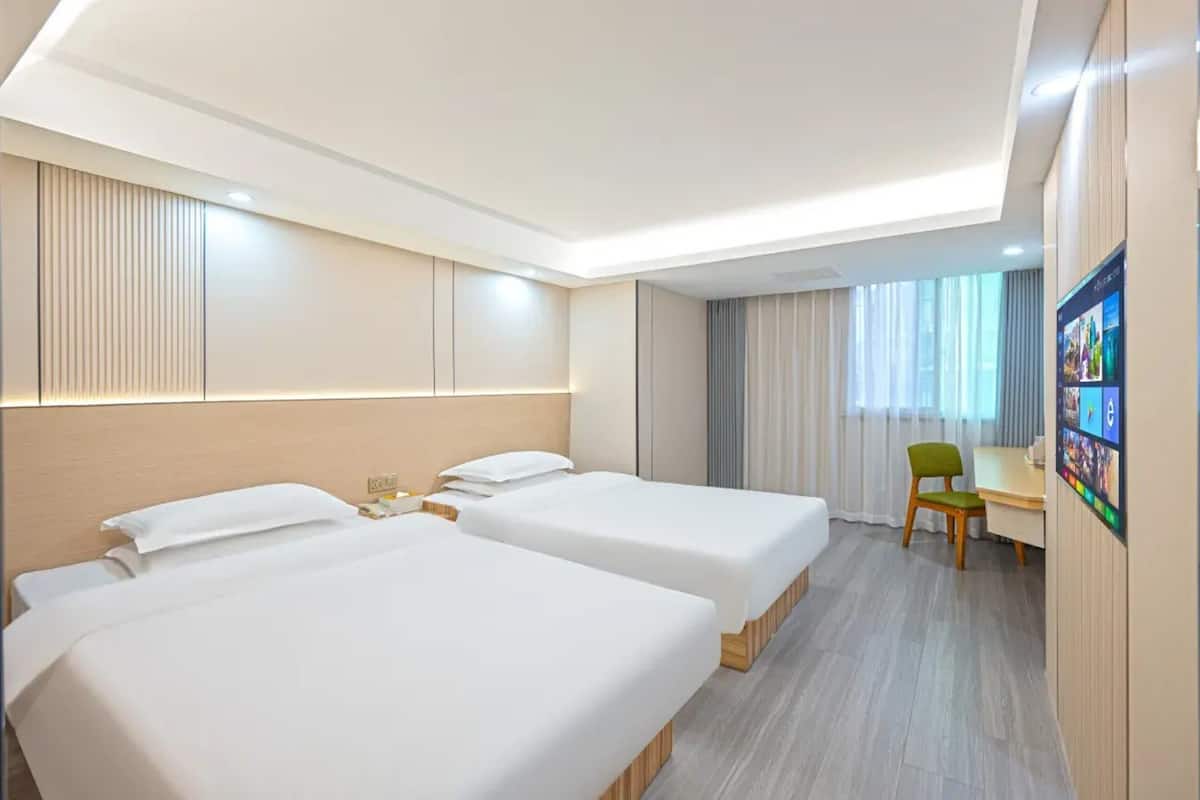 Comfort Twin Room