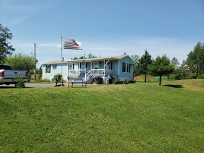Exterior - Cozy 2-bedroom mobile home in fantastic New Canada with AC (New Canada)