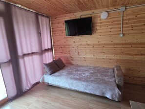 1 habitación, wifi y ropa de cama