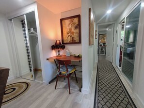 Interior - The Yellow Bow- A Peaceful Lake View Getaway (Crescent City)