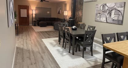 1-bedroom apartment with AC near Lake Oroville