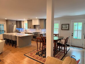 Dining - Lowcountry Luxury Between Folly Beach & Downtown Charleston (Charleston)
