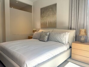 Ferros/tábuas de passar roupa, Wi-Fi, roupa de cama