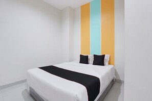 Deluxe Double Room - Hotel O near Living Mall formerly Libert (Bali Nusra)