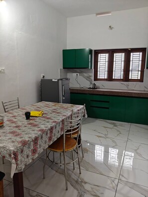 Room, 2 Bedrooms, Accessible, Terrace | Dining