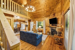 TV, fireplace - Mountain Views & Hot Tub Pool Table | Log Cabin (Sevierville)