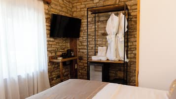 Classic Double Room, Balcony, City View | In-room safe, free WiFi