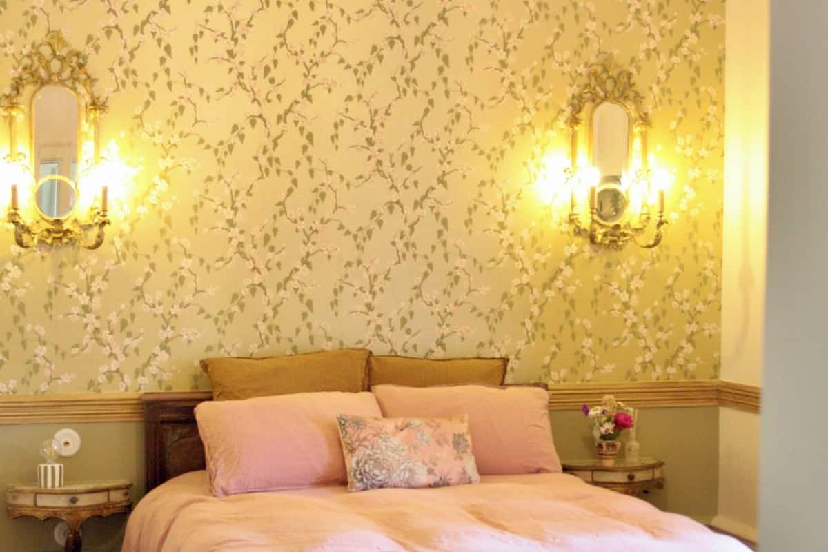 Comfort Double Room, Patio | Desk, laptop workspace, WiFi (free), individually decorated