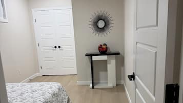 2 Schlafzimmer, Bügeleisen/Bügelbrett, WLAN, Bettwäsche
