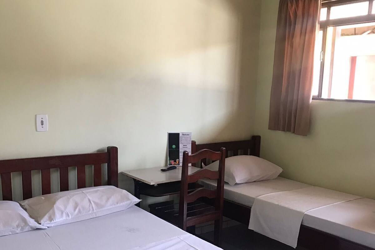 Basico Triplo | WiFi (free), bed sheets