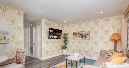 1 BDR Apartment by Fort Lauderdale downtown