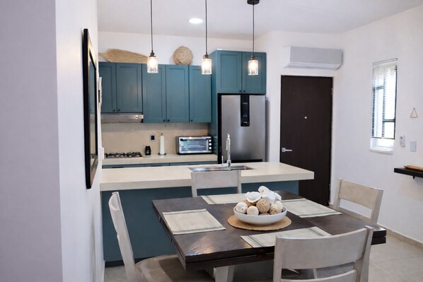 Dining - Poolside Condo in Gated Community, Puerto Morelos (Q.R.)