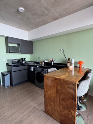 Private kitchen - Cozy apartment with Funky vibes and a beautiful view of San José city (San José)