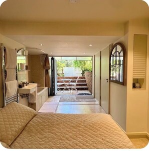 Room - The Annexe - Bijou self contains studio in leafy Wimbledon very near the tennis (London)