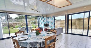 Dining - Bel Air - PENVENAN - Vacation Rental (PENVENAN)