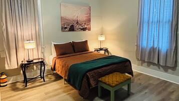 2 bedrooms, WiFi (free), bed sheets