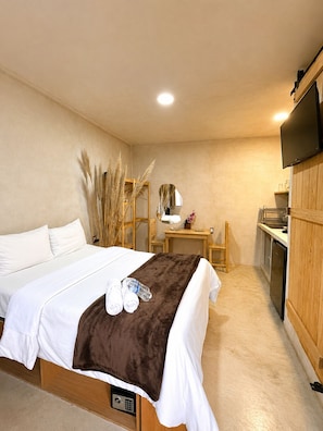 1 habitación, tabla de planchar con plancha, wifi gratis y ropa de cama
