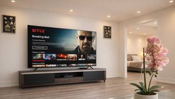 Classic Suite, City View | Interior