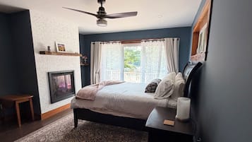 4 bedrooms, WiFi (free), bed sheets