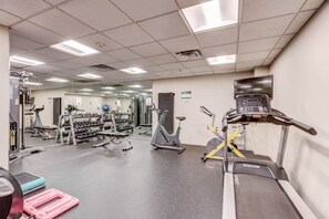 A gym with treadmills, exercise bikes, and weight machines. - Vail Simba Run 2 BR Condo with Resort Facilities (Vail)