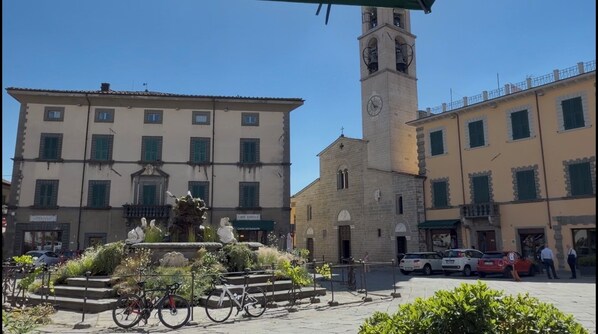 Point of interest - Charming house in the center of a Tuscan town (Fivizzano)