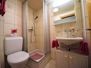 Bathroom - Zur Heimat, (Grächen), by Interhome (Grächen)