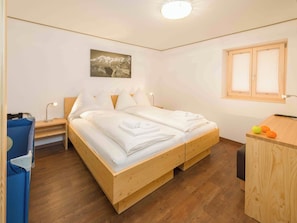 Internet - Lunic, AZapartments.ch, B&B, (Grächen), 1057 by Interhome (Grächen)
