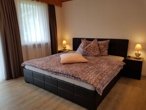 Internet - Schneevogul, (Grächen), 1114 by Interhome (Grächen)