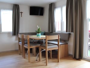 Dining - Chalet Heimatglück, (Grächen), 1179 - 1181 by Interhome (Grächen)