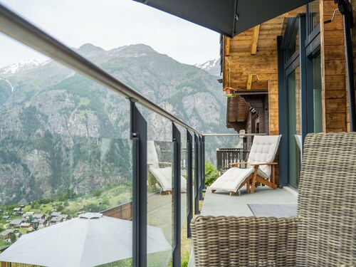 LODGE MONTE ROSA, (Grächen), by Interhome