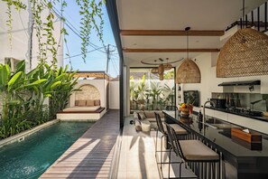 Villa – deluxe, 3 soverom, bassengutsikt | Utsikt fra rommet