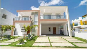 Unclassified image, 4 of 28, button - Luxury 4BR Villa with Private Pool • 5 Min to Playa Dorada (Puerto Plata)