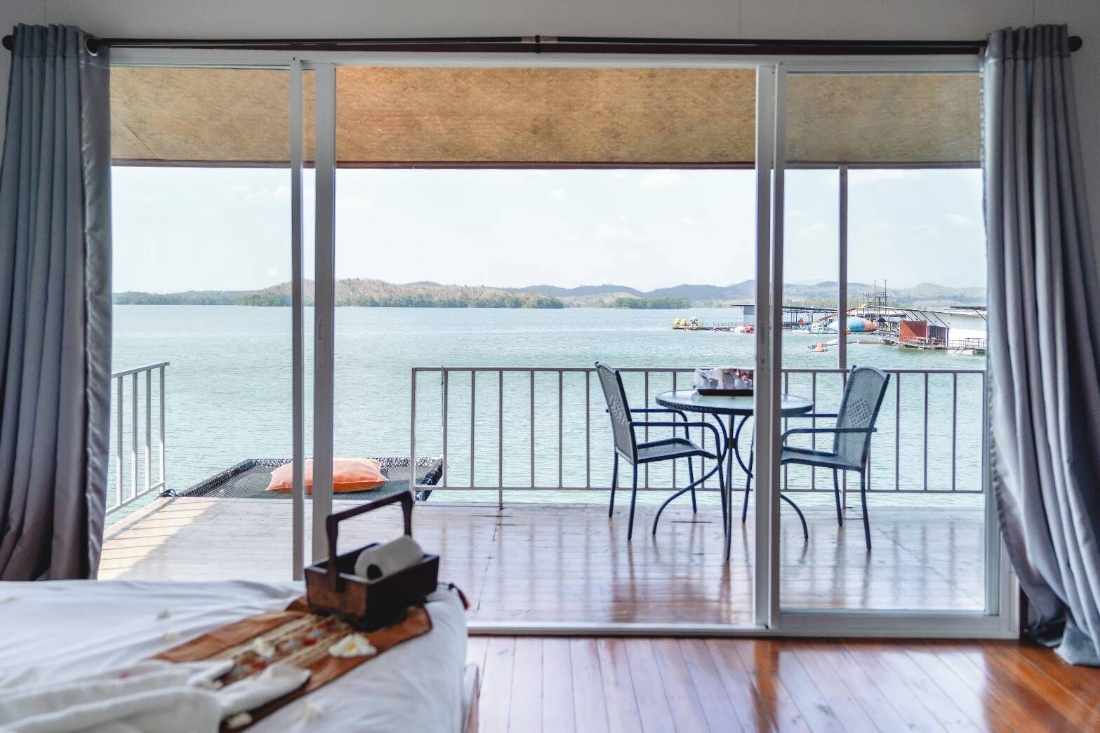Lake Deluxe King (Upper floor) | Wi-Fi gratuito