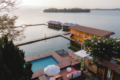 Phupai Lake Resort