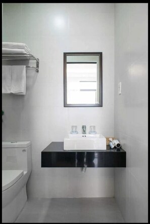 Bathroom - Hong Gam Hotel (Quy Nhon)