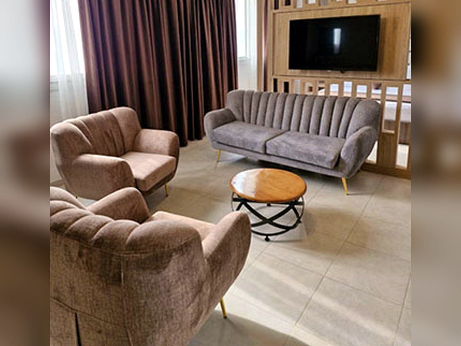 Habitación con 1 cama matrimonial o 2 individuales | Área de sala de estar