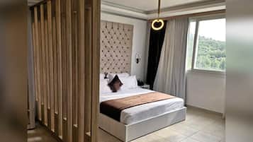 Double or Twin Room | Free WiFi