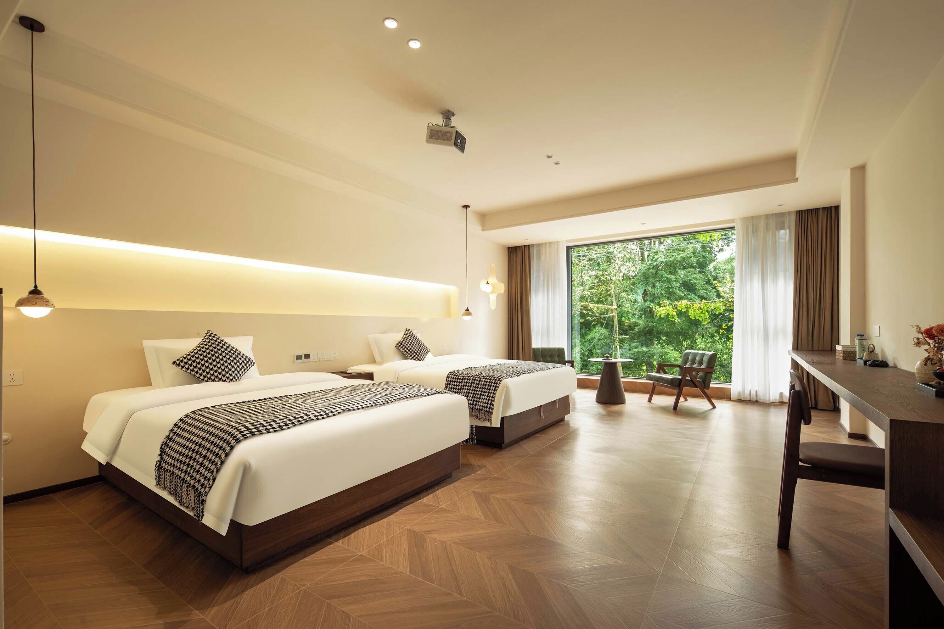 Standard Twin Room, Courtyard View | Blackout drapes, free WiFi, bed sheets