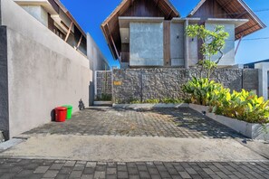 Property grounds - Bhiseka Villa Kedungu by Aishwarya Bali (Tabanan)