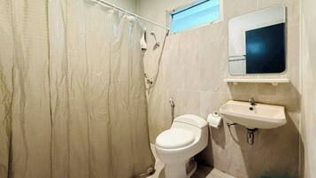 Shower, towels, soap, shampoo