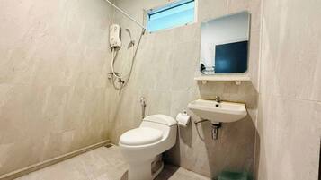 Shower, towels, soap, shampoo