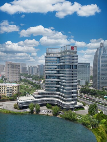 QINGDAO CONSON SPORTS CENTER HOTEL