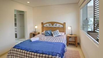 Apartment, Balcony, City View | Free WiFi